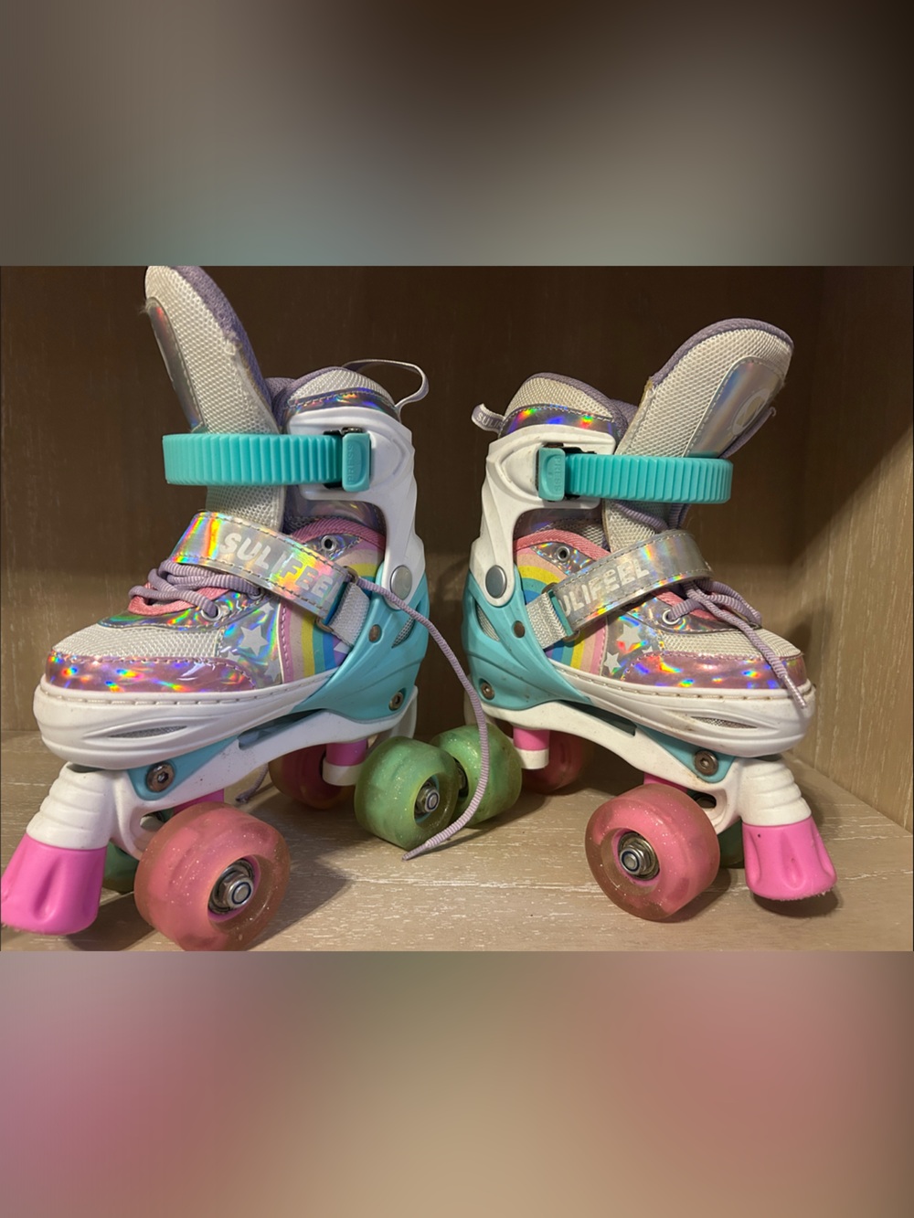 Kids Adjustable Holographic Roller Skates in Teal & Pink